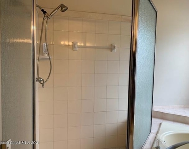 1098 Elmsford Street Nw - Photo Thumbnail 20