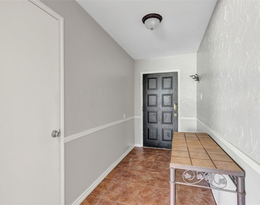 2414 Chanay Lane - Photo Thumbnail 18