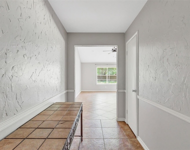 2414 Chanay Lane - Photo Thumbnail 17