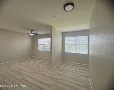 5693 Star Rush Drive - Photo Thumbnail 5