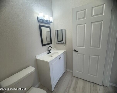 5693 Star Rush Drive - Photo Thumbnail 9