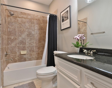 826 E 29th Street - Photo Thumbnail 23