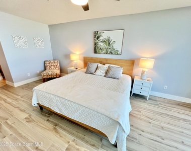 425 Buchanan Avenue - Photo Thumbnail 17