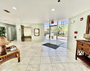 425 Buchanan Avenue - Photo Thumbnail 32