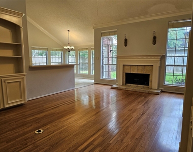 6930 Shady Lane - Photo Thumbnail 6