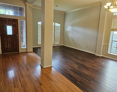 6930 Shady Lane - Photo Thumbnail 1