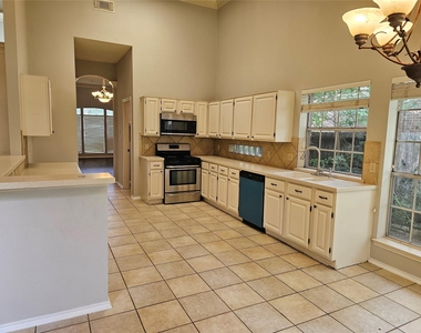 6930 Shady Lane - Photo Thumbnail 4