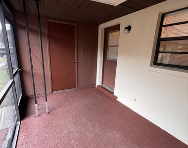 1675 Jack Oates Boulevard - Photo Thumbnail 7