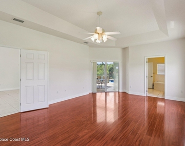 929 Hialeah Street - Photo Thumbnail 18