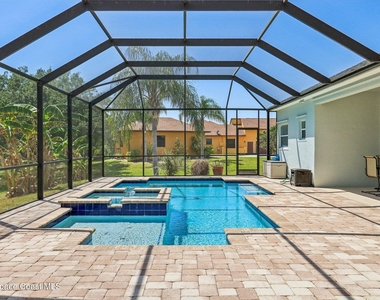 929 Hialeah Street - Photo Thumbnail 6