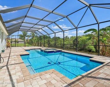 929 Hialeah Street - Photo Thumbnail 5