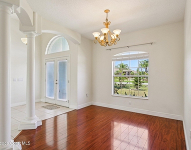 929 Hialeah Street - Photo Thumbnail 9