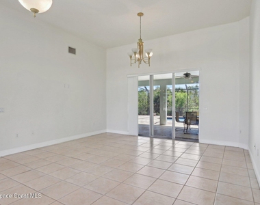 929 Hialeah Street - Photo Thumbnail 10