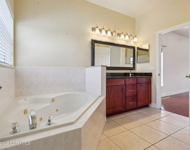 929 Hialeah Street - Photo Thumbnail 22