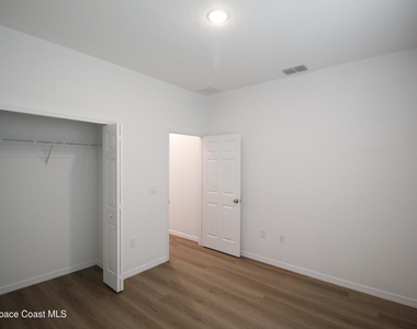 1658 Hamilton Avenue Sw - Photo Thumbnail 8