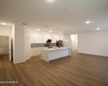 1658 Hamilton Avenue Sw - Photo Thumbnail 6