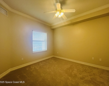 490 Sail Lane - Photo Thumbnail 13
