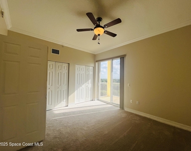 490 Sail Lane - Photo Thumbnail 12