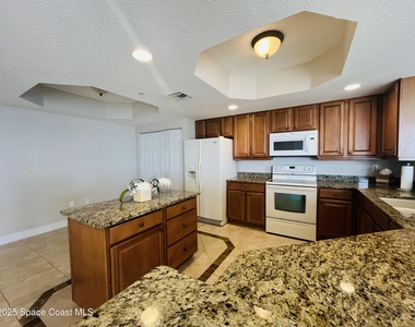 490 Sail Lane - Photo Thumbnail 3