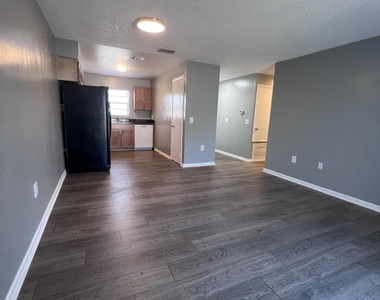 1514 Clearlake Road - Photo Thumbnail 2
