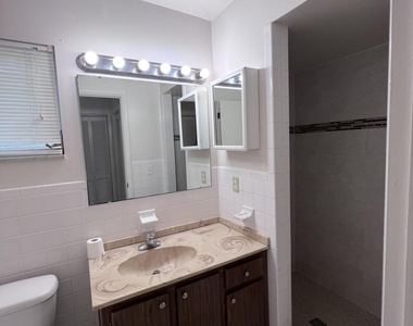 350 Orion Court - Photo Thumbnail 13
