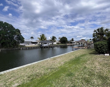 350 Orion Court - Photo Thumbnail 18