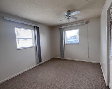 350 Orion Court - Photo Thumbnail 9