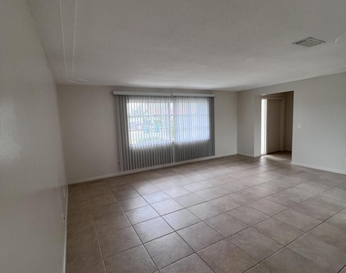 350 Orion Court - Photo Thumbnail 2
