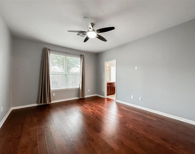 6810 Summer Bridge Lane - Photo Thumbnail 18