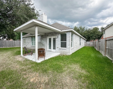 6810 Summer Bridge Lane - Photo Thumbnail 39