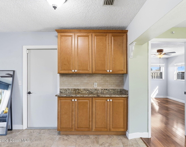705 Pelican Drive - Photo Thumbnail 7