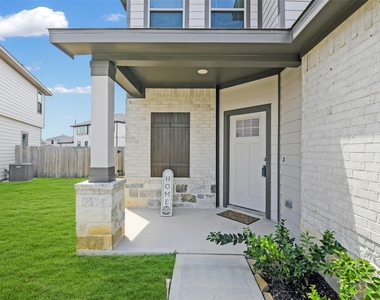 2734 Pheasant Hill Court - Photo Thumbnail 2