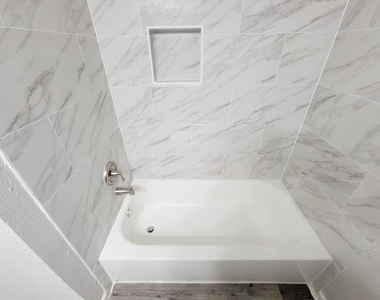 5606 Willow Glen Drive - Photo Thumbnail 25