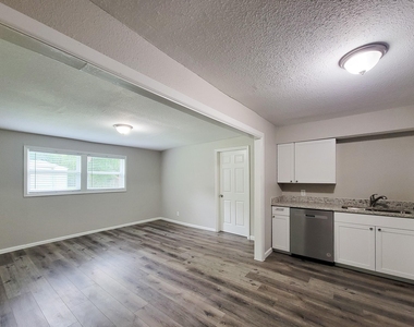 5606 Willow Glen Drive - Photo Thumbnail 12
