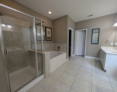 8343 Sedona Ridge Drive - Photo Thumbnail 10