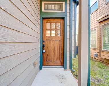 20 Cheswood Manor Court - Photo Thumbnail 2