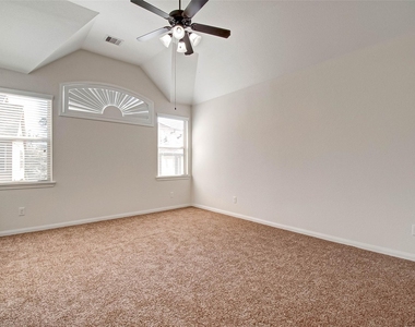20 Cheswood Manor Court - Photo Thumbnail 16