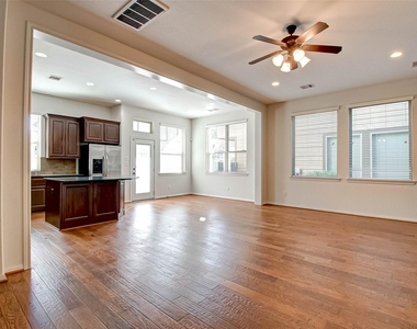 20 Cheswood Manor Court - Photo Thumbnail 6