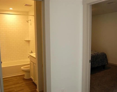 7839 Murciana Drive - Photo Thumbnail 15