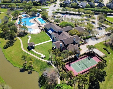 17307 Pentland Court - Photo Thumbnail 38