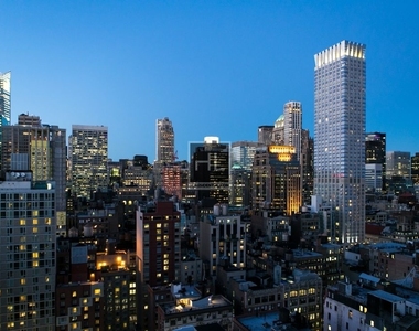 West 34th Street - Photo Thumbnail 3