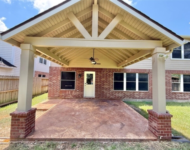 1810 Katlyn Lane - Photo Thumbnail 13
