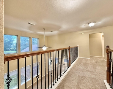 1810 Katlyn Lane - Photo Thumbnail 30