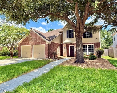 1810 Katlyn Lane - Photo Thumbnail 2