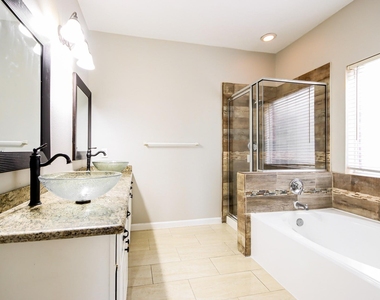 18222 Noble Forest Drive - Photo Thumbnail 15