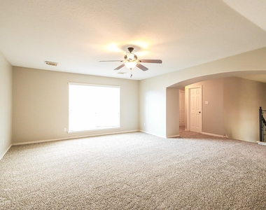 18222 Noble Forest Drive - Photo Thumbnail 14