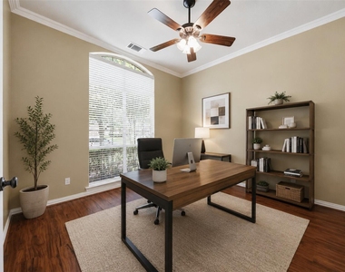 63 Vershire Circle - Photo Thumbnail 4