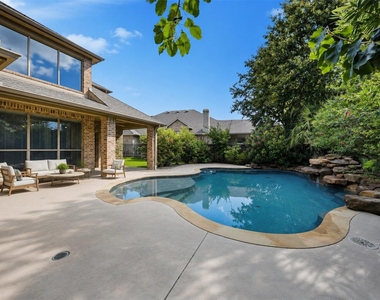 63 Vershire Circle - Photo Thumbnail 1