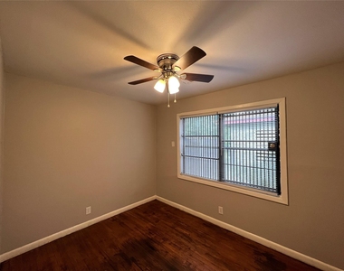 3409 Bacon Street - Photo Thumbnail 8