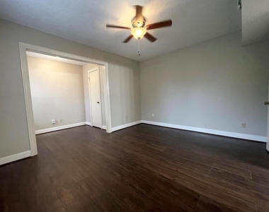 1901 Brun Street - Photo Thumbnail 10